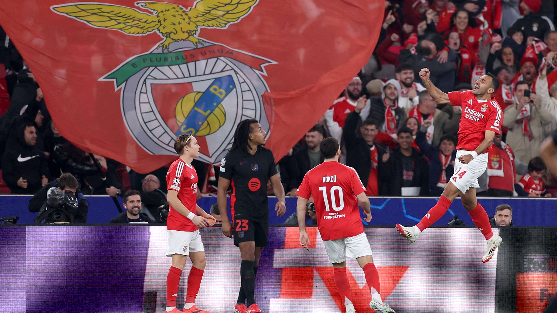 更是对中国 更是对中国